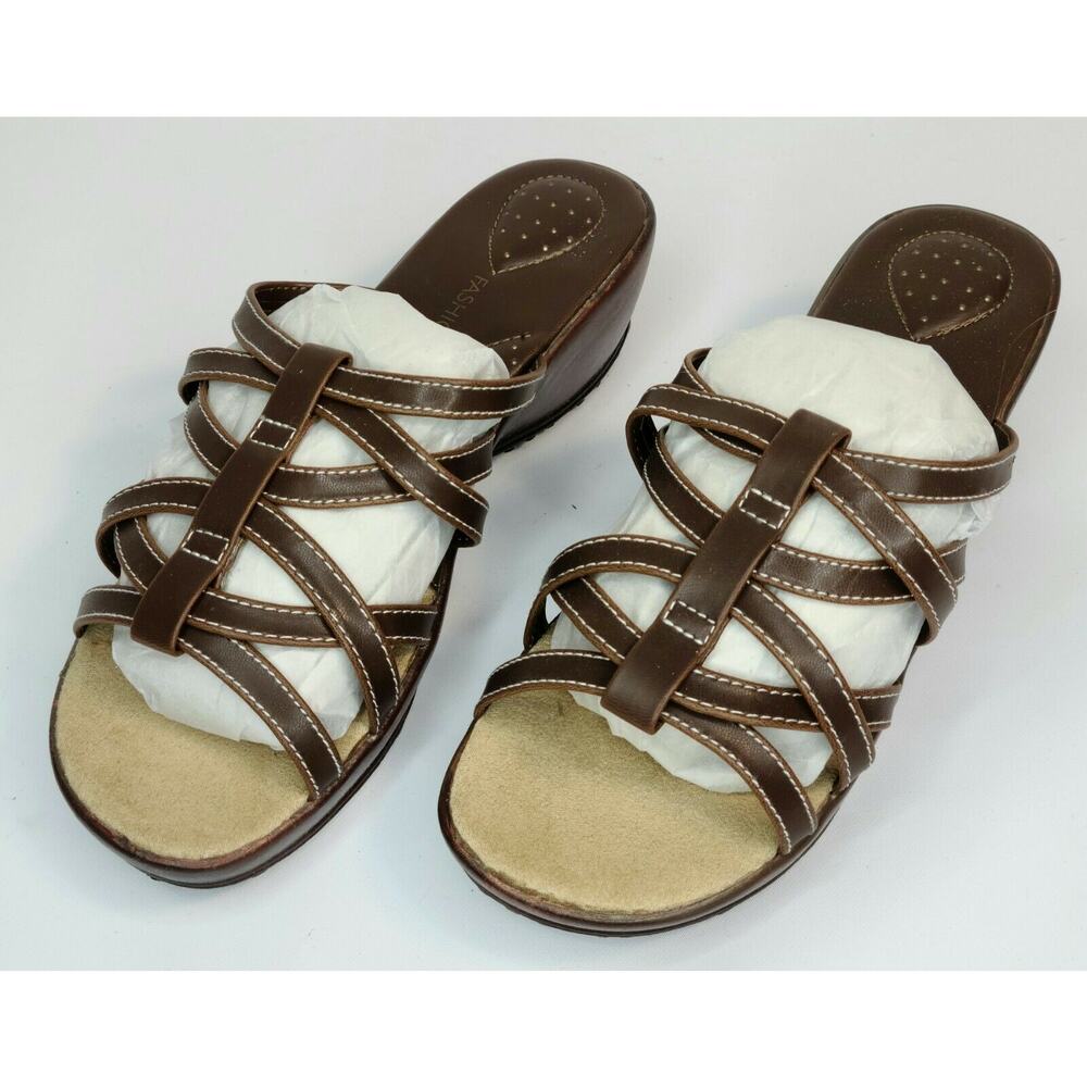 New Fashion Bug Women's Brown Strappy Sandals Size 8.5W Knock7 257230 Manmade